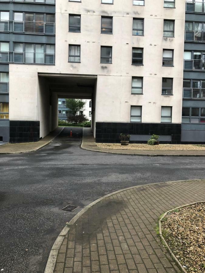 Wallace Hide Out Glasgow Dış mekan fotoğraf